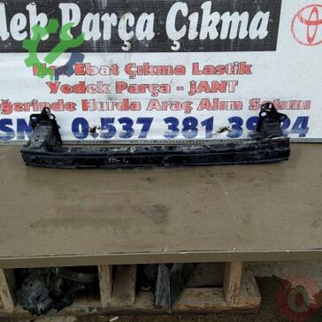 Renault Megane Ön Tampon Demiri çıkma parça