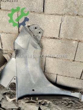 Ford Tourneo Courier Sol Ön Çamurluk çıkma parça