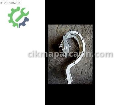 Fiat Egea Bagaj Menteşesi çıkma parça