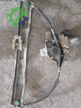 Ford Tourneo Courier Sol Ön Cam Krikosu çıkma parça