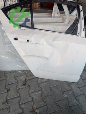 Skoda Octavia Sağ Arka Kapı çıkma parça