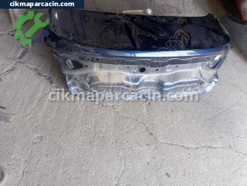 Renault Megane Bagaj Kapağı çıkma parça