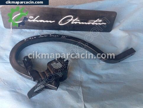 Fiat Egea Bagaj Menteşesi çıkma parça