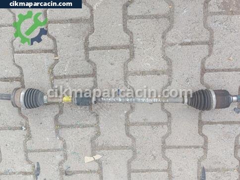 Hyundai i20 Sağ Ön Aks çıkma parça