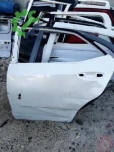 2014 toyota corolla sol arka kapı