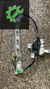 2014 ve üstü Ford couruer sol cam kirikosu
