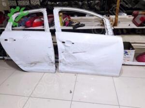 2015 2018 Opel Astra j kasa sağ ön sağ arka kapılar
