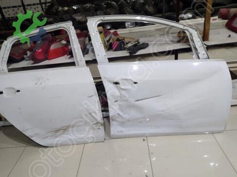 Opel Astra Sağ Ön Kapı çıkma parça