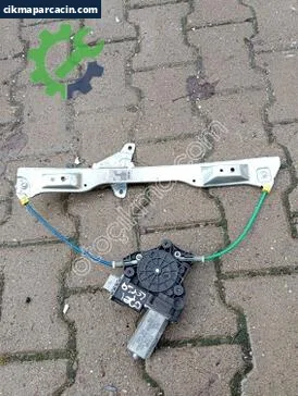 Opel Corsa Sol Ön Cam Krikosu çıkma parça