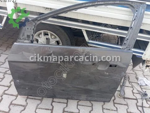 Ford Focus Sol Ön Kapı çıkma parça