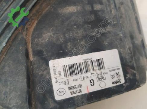 Peugeot 301 Sağ Ön Far çıkma parça