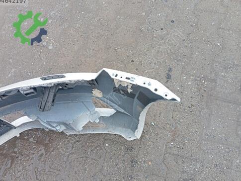 Skoda Superb Ön Tampon çıkma parça