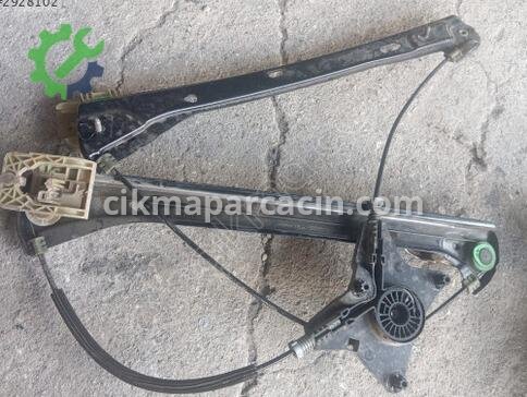 Volkswagen Passat Sol Ön Cam Krikosu çıkma parça