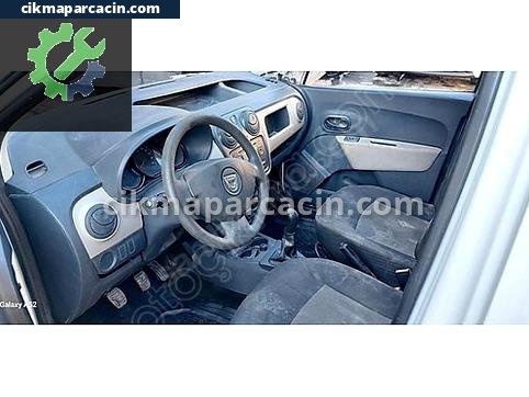 Dacia Dokker Göğüslük çıkma parça