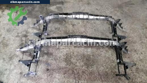 Mercedes-Benz CLA Ön Panel çıkma parça