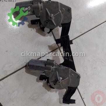 Opel Corsa Arka Silecek Motoru çıkma parça
