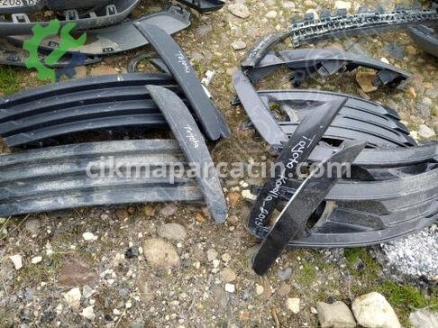 Toyota Corolla Sis Farı Çerçevesi çıkma parça