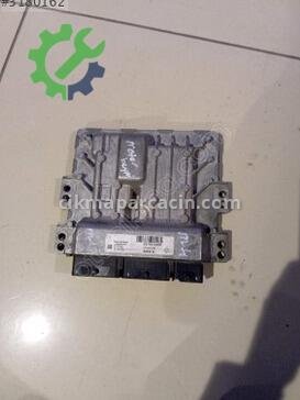 Renault Megane Motor Beyni 237107343R çıkma parça