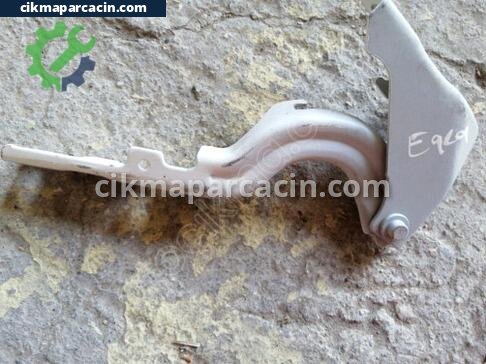 Fiat Egea Kaput Menteşesi çıkma parça