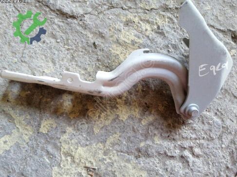 Fiat Egea Kaput Menteşesi çıkma parça