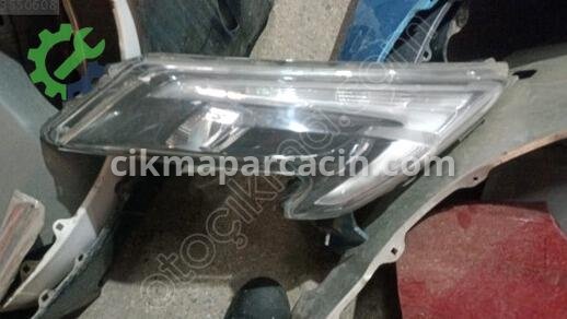 Nissan Juke Sağ Ön Far çıkma parça