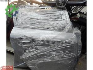 2016 PEUGEOT 2008 HATASIZ SAĞ ÖN ARKA KAPI ÇIKMA