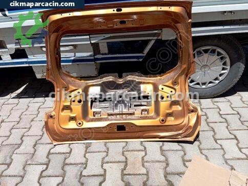 Dacia Duster Bagaj Kapağı çıkma parça