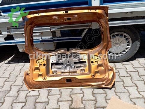 Dacia Duster Bagaj Kapağı çıkma parça