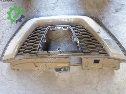 Nissan Qashqai Ön Panjur çıkma parça