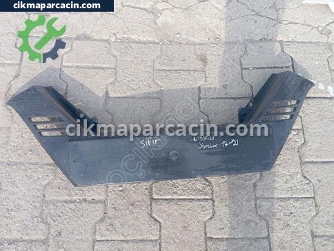 Nissan Qashqai Ön Panjur çıkma parça