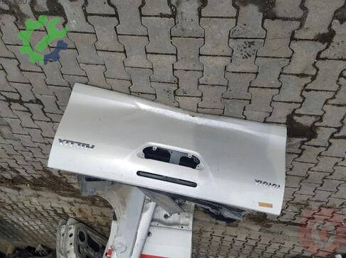 Toyota Hilux Bagaj Kapağı çıkma parça