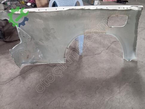 Toyota Hilux Sol Arka Çamurluk çıkma parça