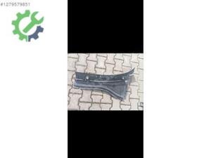 2017-2022 Skoda kodiaq ön cam ızgarası sol taraf