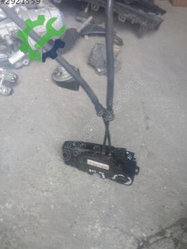Hyundai Tucson Sol Arka Kapı Kilidi çıkma parça