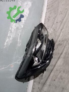 Renault Megane Sağ Ön Far çıkma parça