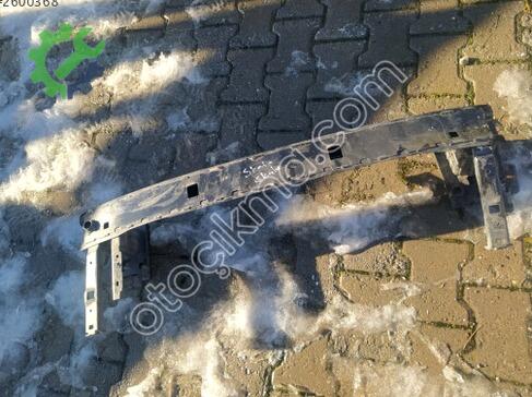 Skoda Kamiq Ön Tampon Demiri çıkma parça