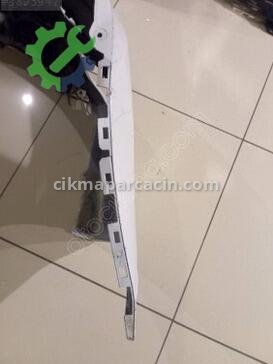 Renault Megane Arka Tampon çıkma parça
