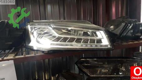 Audi A8 Sağ Ön Far çıkma parça