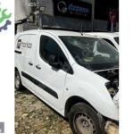 2017 PEUGEOT PARTNER SAĞ ÖN ÇAMURLUK &ÖZEREN&
