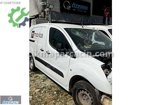 Peugeot Partner Sağ Ön Kapı çıkma parça