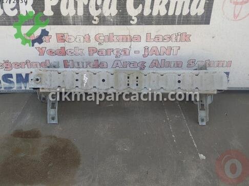 Ford Tourneo Courier Ön Tampon Demiri çıkma parça