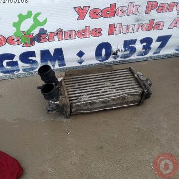Ford Tourneo Courier Turbo Radyatörü çıkma parça