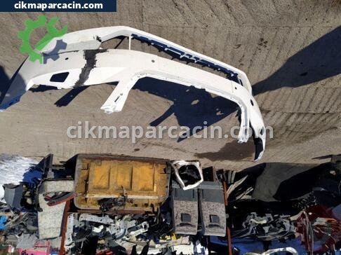Skoda Superb Ön Tampon çıkma parça