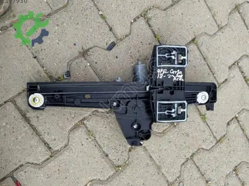 Opel Corsa Sağ Arka Cam Krikosu çıkma parça