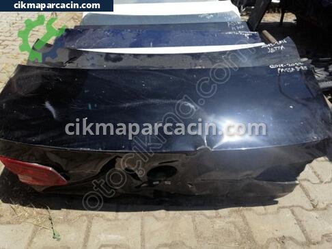 Volkswagen Passat Bagaj çıkma parça