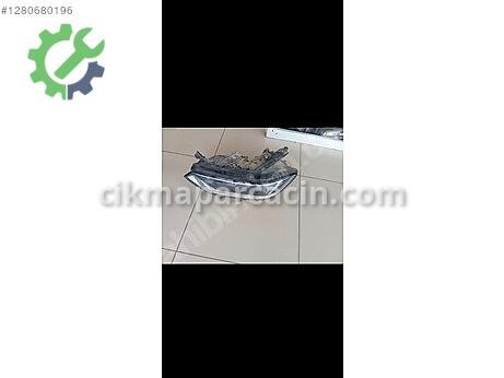 Volkswagen Passat Variant Sol Ön Far çıkma parça