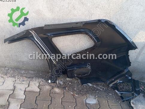 Dacia Duster Sağ Arka Çamurluk çıkma parça