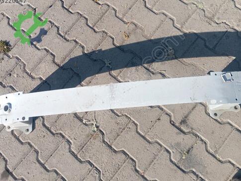 Ford Focus Ön Tampon Demiri çıkma parça