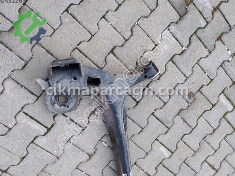 Opel Corsa Arka Dingil çıkma parça
