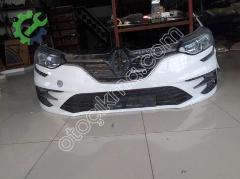 Renault Megane Ön Tampon çıkma parça